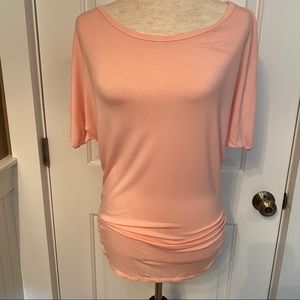 MADE BY JOHNNY TOP TEE BOAT NECK PINK RUCHED Size S